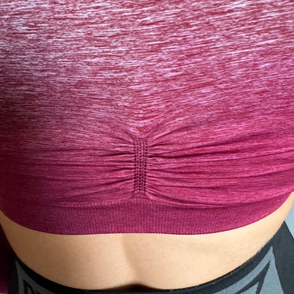 Gymshark Adapt Ombre Seamless Long Sleeve Crop Top - Picture 11 of 12